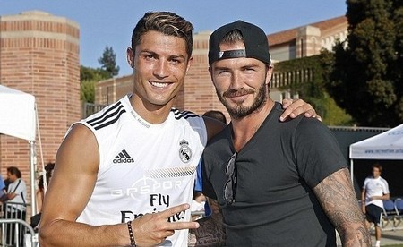 状态回调！爱德华兹6中3贡献11分，8失误创赛季新高（手感低迷！爱德华兹6投3中拿下11分，8次失误创赛季新高）