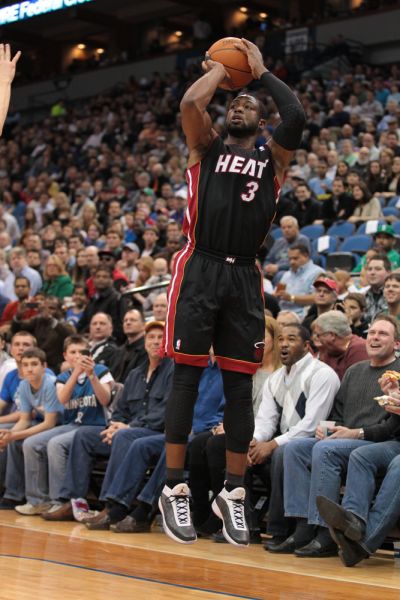 杭州承办世预赛票房破5000万，据估创10亿级别的综合经济效益（世预赛落户杭州票房超5000万，综合经济效益预计达十亿级）