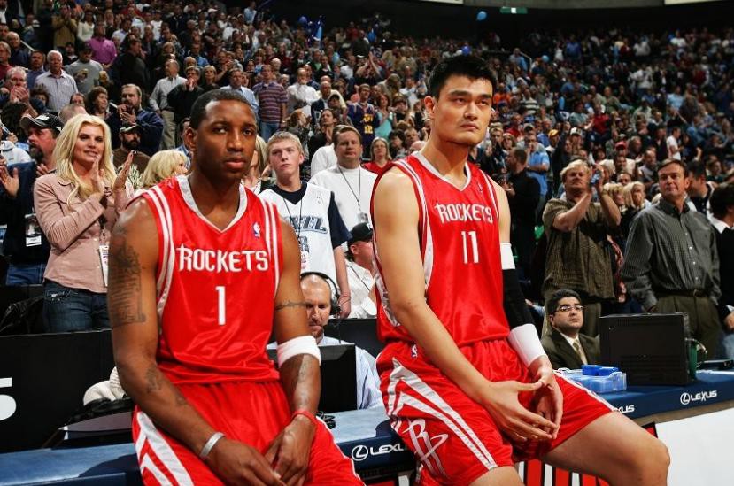 皇马又开始发疯了是吧，一个蹲坑的买范德芬干什么？（皇马又开始折腾了？引进范德芬究竟图什么？）