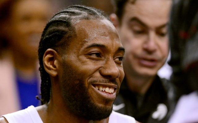 海港亚冠终零封！破2394天魔咒，陈威11次神扑，对手两中门柱（海港亚冠迎来零封，2394天魔咒终解！陈威11次神勇扑救，对手两次击中门柱）