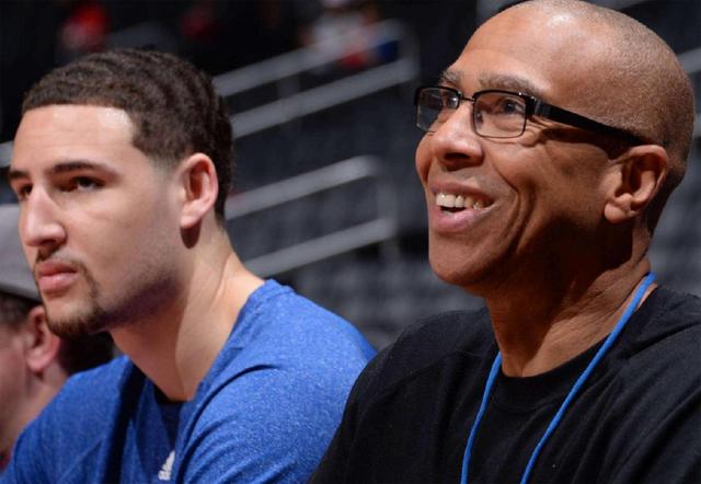 里弗斯：字母哥正在接受核磁共振检查，不认为他是跟腱受伤（里弗斯：字母哥正做核磁共振，暂不认为是跟腱伤）